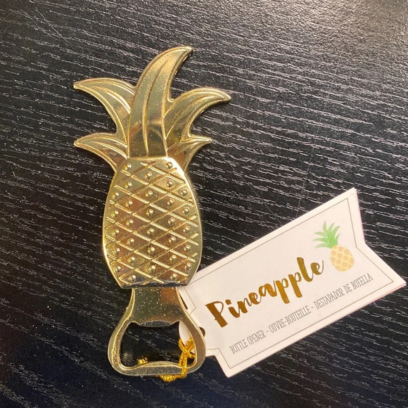 NWT Pineapple Bottle Opener (3 Available) - Picture 3 of 10